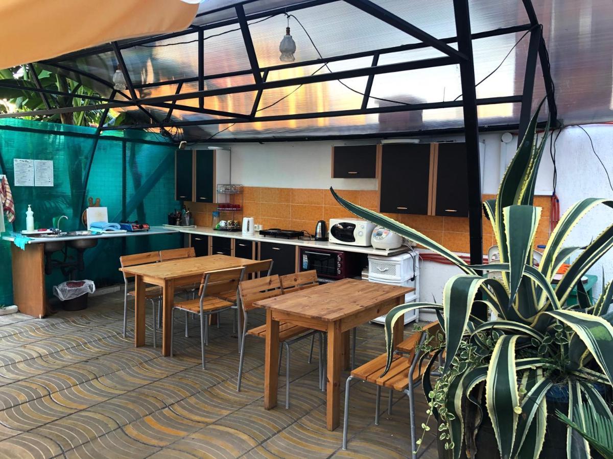 غاغرا Emiliya Guest House المظهر الخارجي الصورة