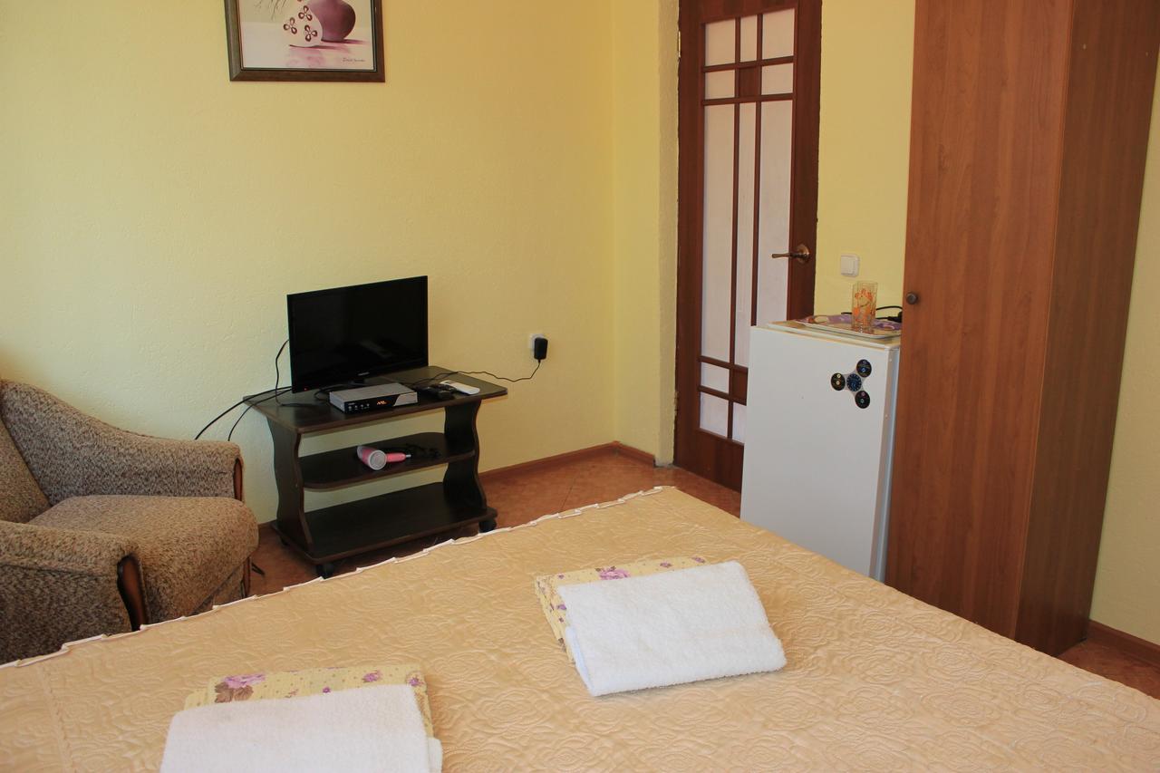 غاغرا Emiliya Guest House المظهر الخارجي الصورة