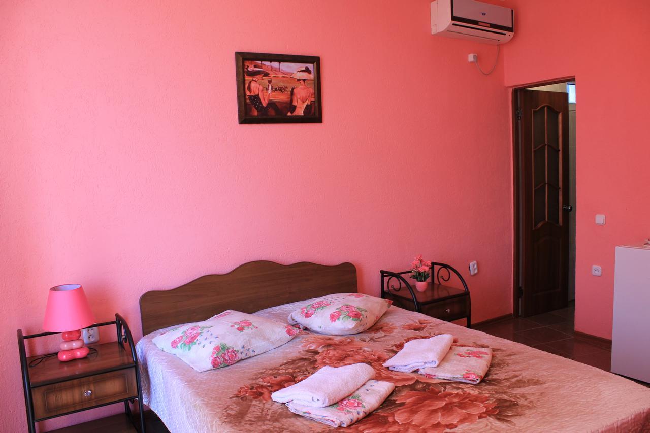 غاغرا Emiliya Guest House المظهر الخارجي الصورة